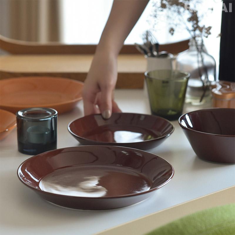 ティーマ イッタラ プレート 21cm アンバー エスプレッソ iittala