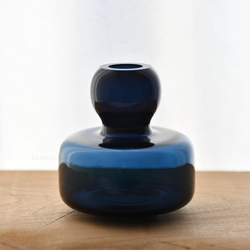 マリメッコ フラワーベース 花瓶 ホワイト 売り出し