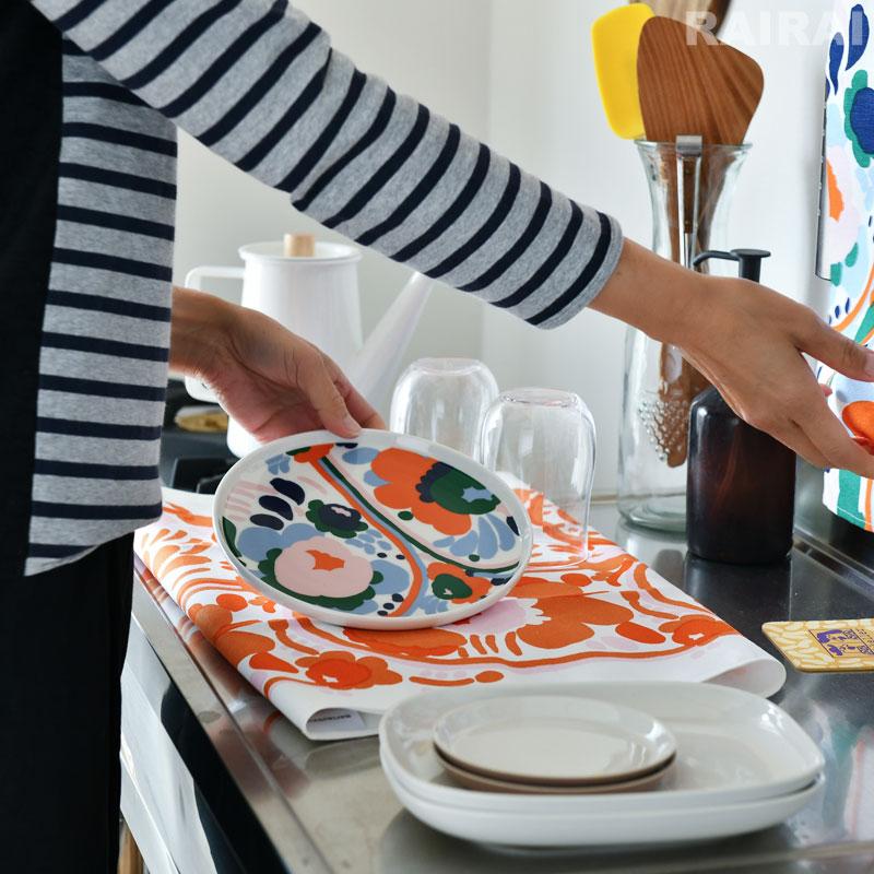 marimekko（マリメッコ） 【セール30％OFF】 プレート 20cm カルセッリ