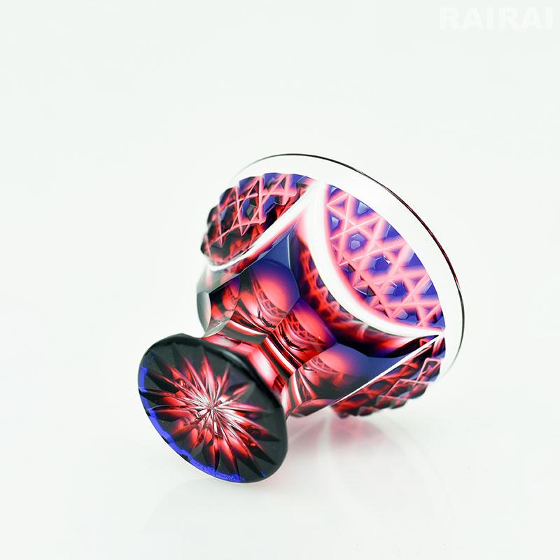 薩摩切子 二色衣 島津薩摩切子 二色被せガラス 切子 猪口脚付盃 瑠璃金赤 楽天市場】薩摩切子 二色猪口 大 cut208 ルリ金赤 二色衣 二色