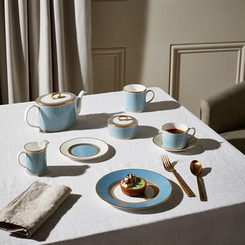 WEDGWOOD（ウェッジウッド） 【紅茶セット付き】 ヘリア ティーポット