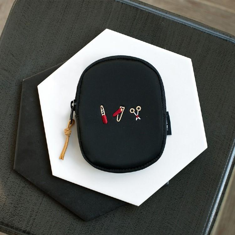 2nul Nail Clipper Pouch ネイルポーチ クリッパー付き 爪切りポーチ 収納 小物収納 簡単収納 ネイル かわいい 旅行用品 トラベル用品 旅先 Nultv130 Ceecloud 通販 Yahoo ショッピング