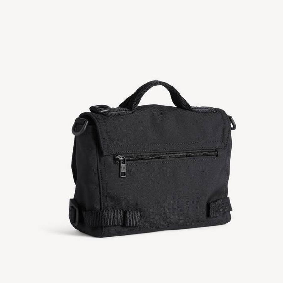 バレンシアガ BALENCIAGA メンズ ARMY メッセンジャーバッグ スモール【ブラック 】【送料無料】【正規品】の画像