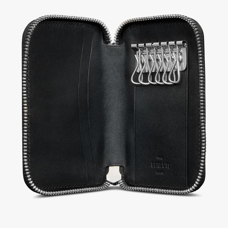 BERLUTI ブラックレザー キーホルダー Berluti（ベルルッティ） コト スクリットレザー ジップ キーホルダー