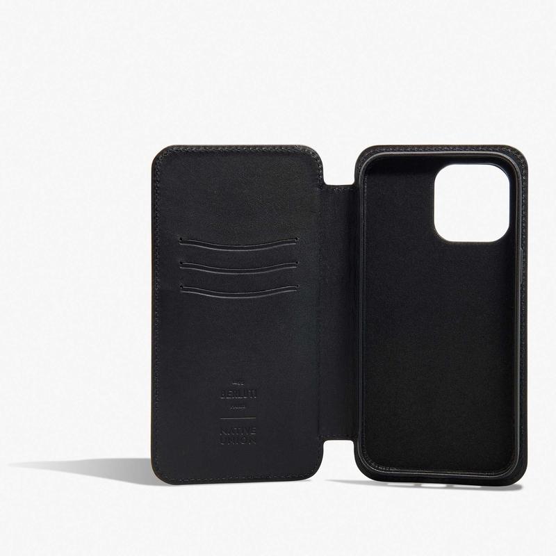 W*n様 新品、未使用スクリットレザー iPhone 15 Pro フォリオ Berluti（ベルルッティ） スクリットレザー iPhone 15 Pro Maxフォリオ