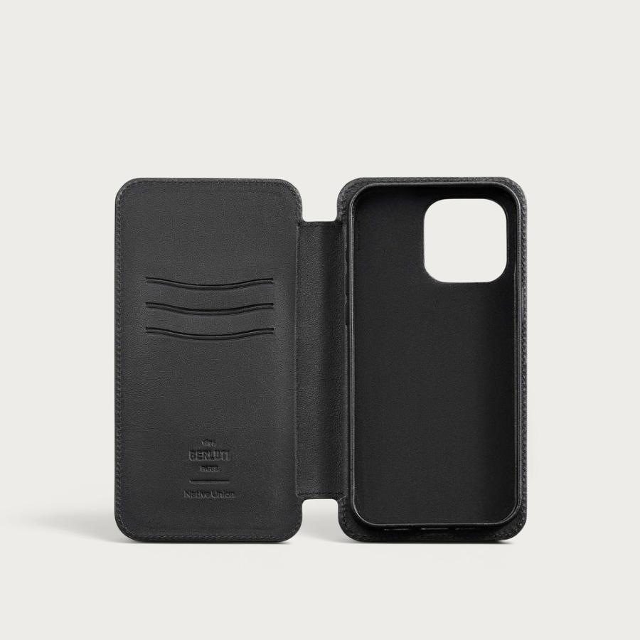 ベルルッティ Berluti iPhone 16 Pro Max Phone Folio【light aluminio 】【送料無料】【正規品】の画像