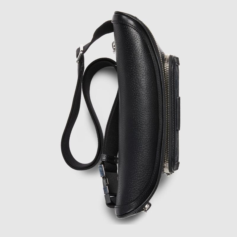 GUCCI グッチ メンズ タグ付き GG スモール ベルトバッグ GUCCI グッチ メンズ タグ付き GG スモール ベルトバッグ