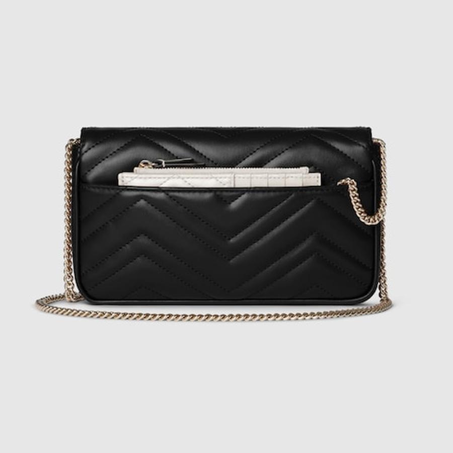 【美品】GUCCI GGマーモント ブラックレザー ショルダーバッグ スモール GUCCI（グッチ） レディース GGマーモント スモール ショルダーバッグ