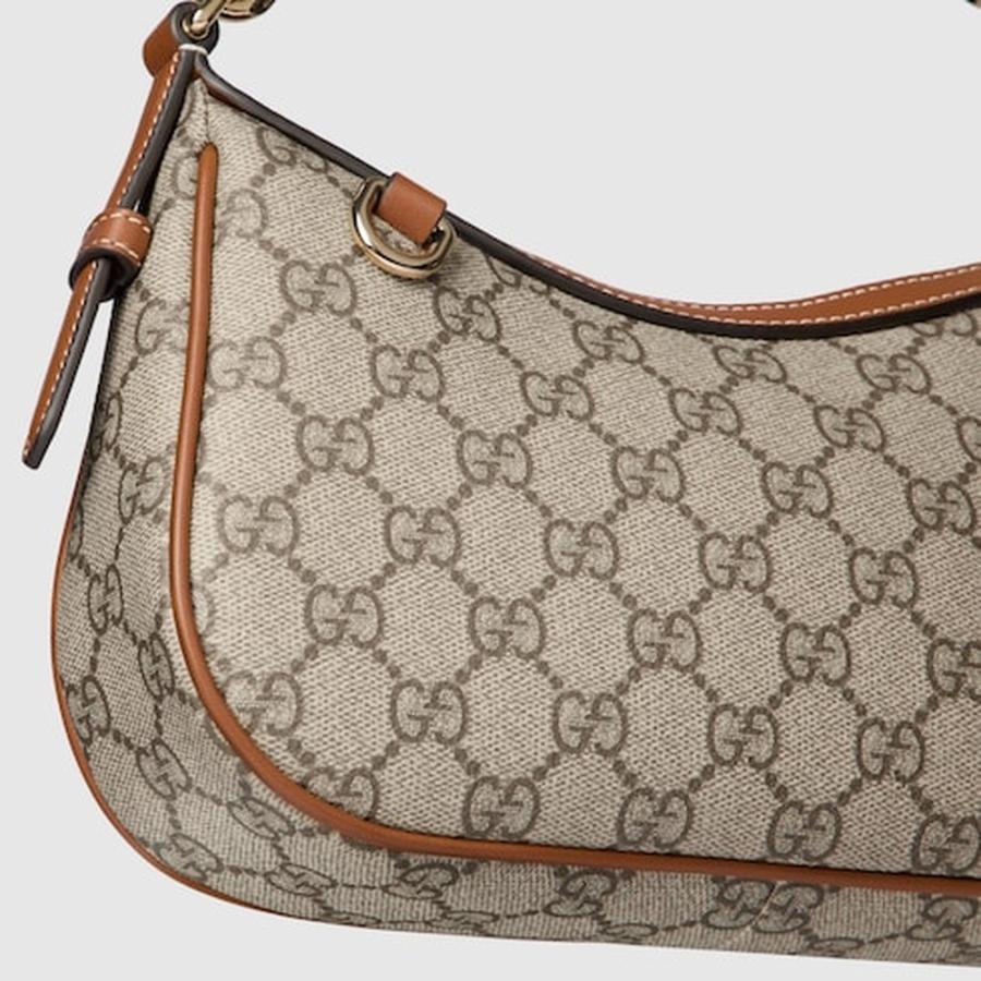 GUCCI（グッチ） レディース GGエンブレム スモール ショルダーバッグ
