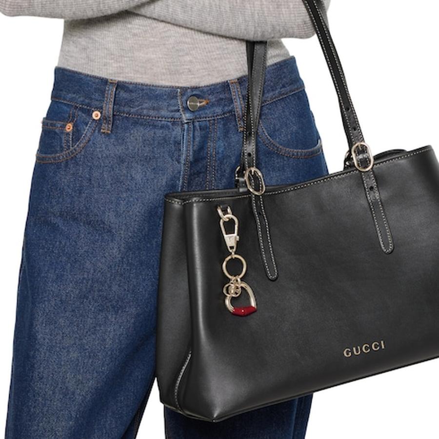グッチ GUCCI レディース ハートシェイプ キーチェーン【グッチ ロッソ アンコーラ（深い赤）ラッカー 】【送料無料】【正規品】の画像