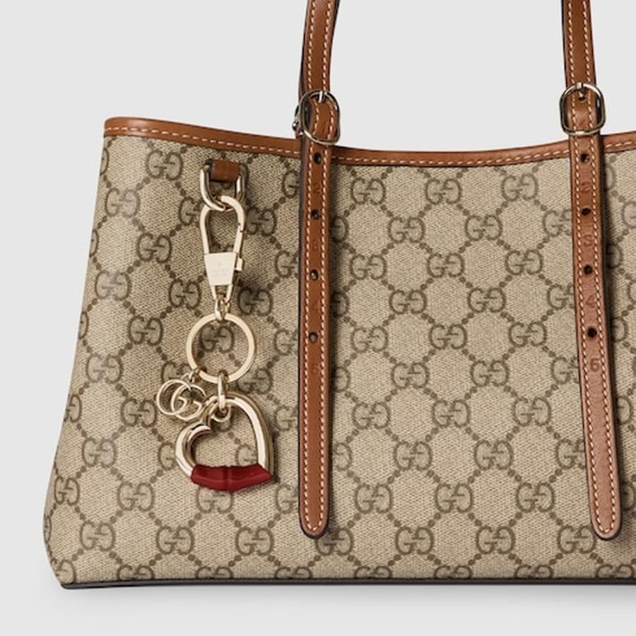 グッチ GUCCI レディース ハートシェイプ キーチェーン【グッチ ロッソ アンコーラ（深い赤）ラッカー 】【送料無料】【正規品】の画像