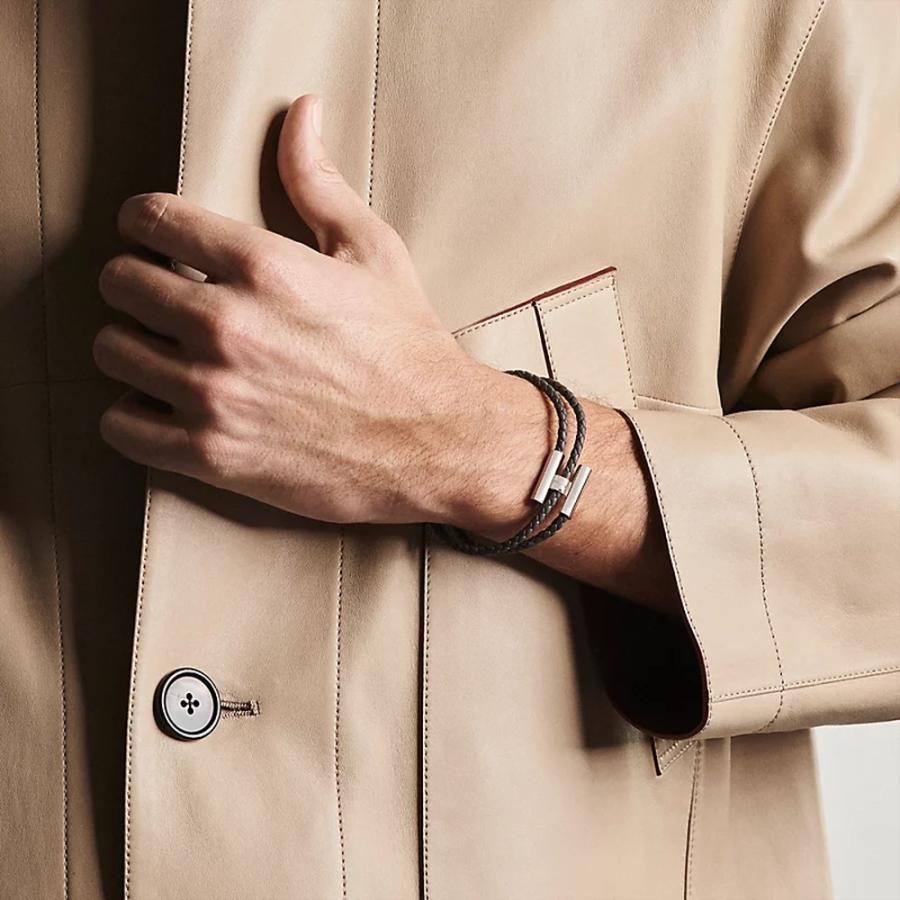エルメス HERMES メンズ レザーブレスレット (トゥルニ) トレッセ【グレー 】【送料無料】【正規品】の画像