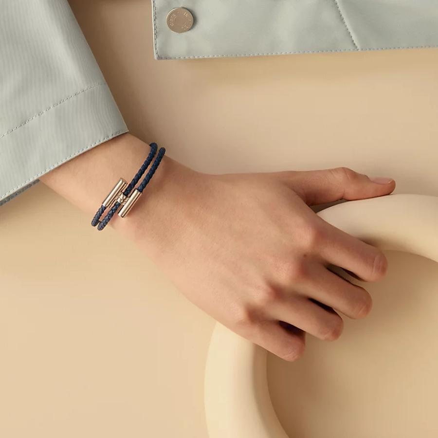 エルメス HERMES メンズ レザーブレスレット (トゥルニ) トレッセ【ブルー 】【送料無料】【正規品】の画像