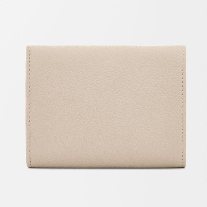 ロエベ LOEWE 春夏 ペブル トライフォールドウォレット 財布