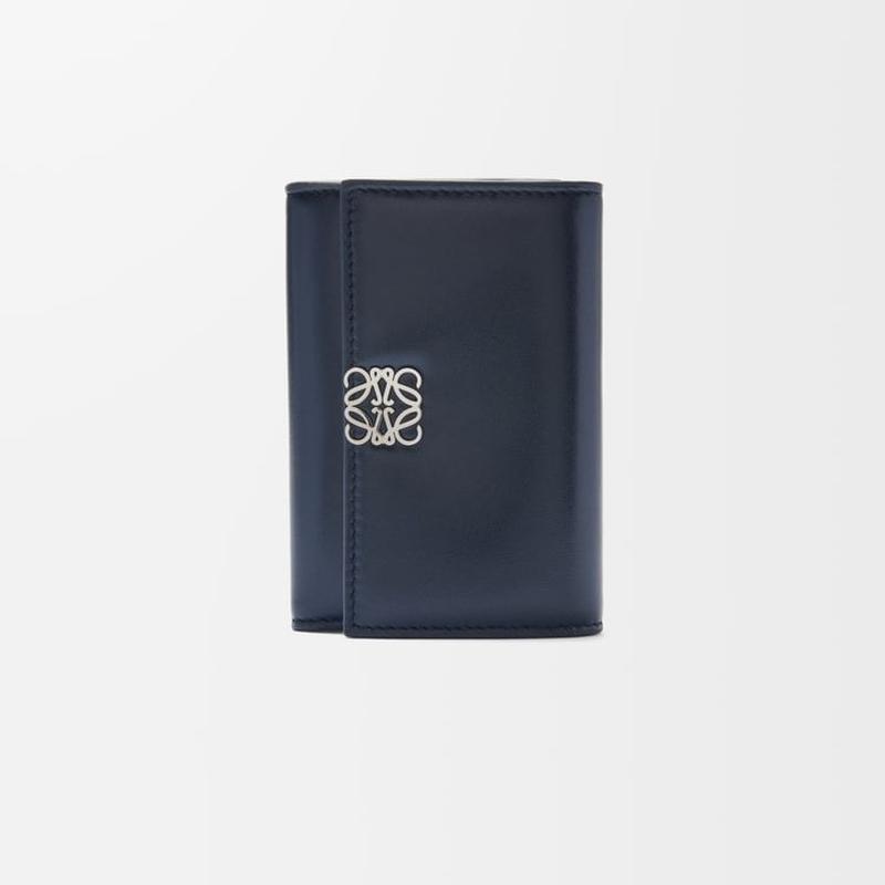 美品●ロエベ　バーティカル　ウォレット　アナグラム　ロゴ型押し　レザー　ネイビー LOEWE（ロエベ） レディース パファー アナグラム バーティカル