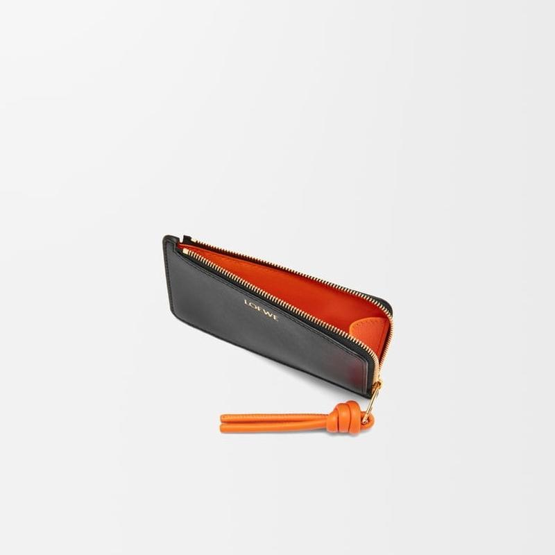 LOEWE ロエベ ノット カードホルダー 美品 すぐ届く【LOEWE】ノット コインカードホルダー 関税なし (LOEWE