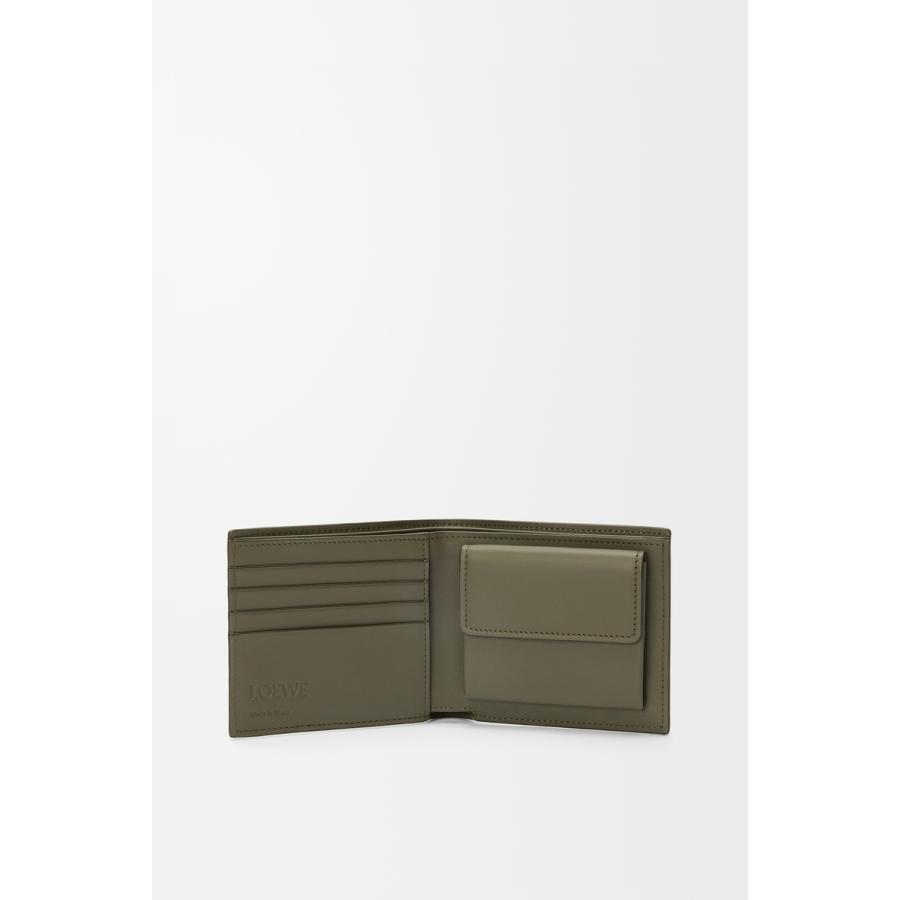 ロエベ LOEWE 2025秋冬メンズ バイフォールド コインウォレット 財布（ソフトグレインカーフ）【カーキグリーン 】【送料無料】【正規品】の画像