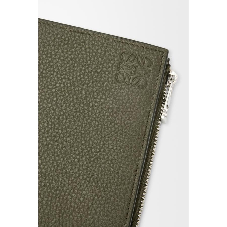 ロエベ LOEWE 2025秋冬メンズ スリム コンパクト ウォレット 財布（ソフトグレインカーフ）【カーキグリーン 】【送料無料】【正規品】の画像
