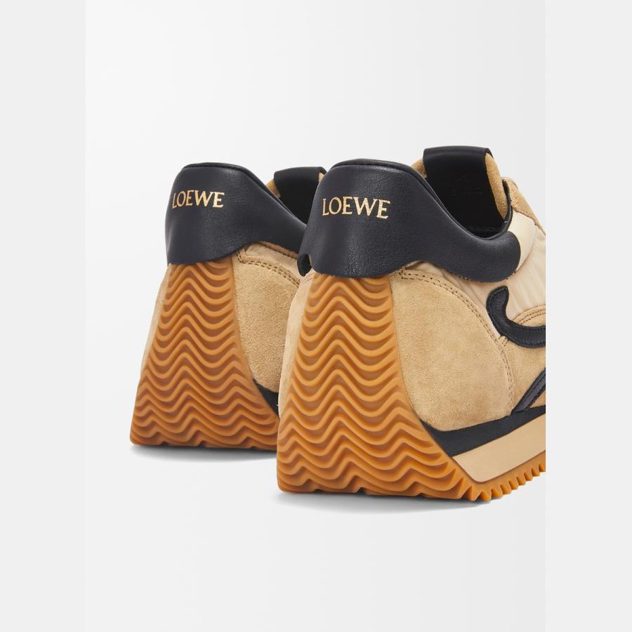 ロエベ LOEWE 2025秋冬メンズ フローランナー (ナイロン＆スエード)【ゴールド/ブラック 】【送料無料】【正規品】の画像