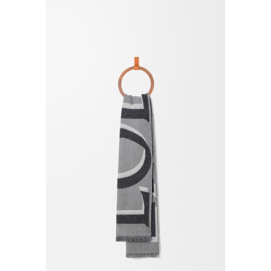 ロエベ LOEWE 2026春夏メンズ スカーフ【Light Grey/Grey 】【送料無料】【正規品】の画像