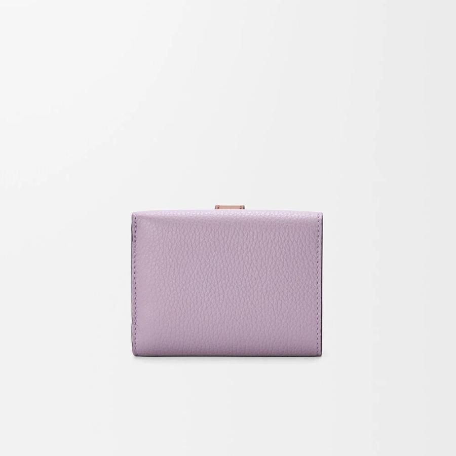 ロエベ LOEWE 2026春夏レディース トライフォールド ウォレット 財布【ダーティモーヴ/スクワール 】【送料無料】【正規品】の画像