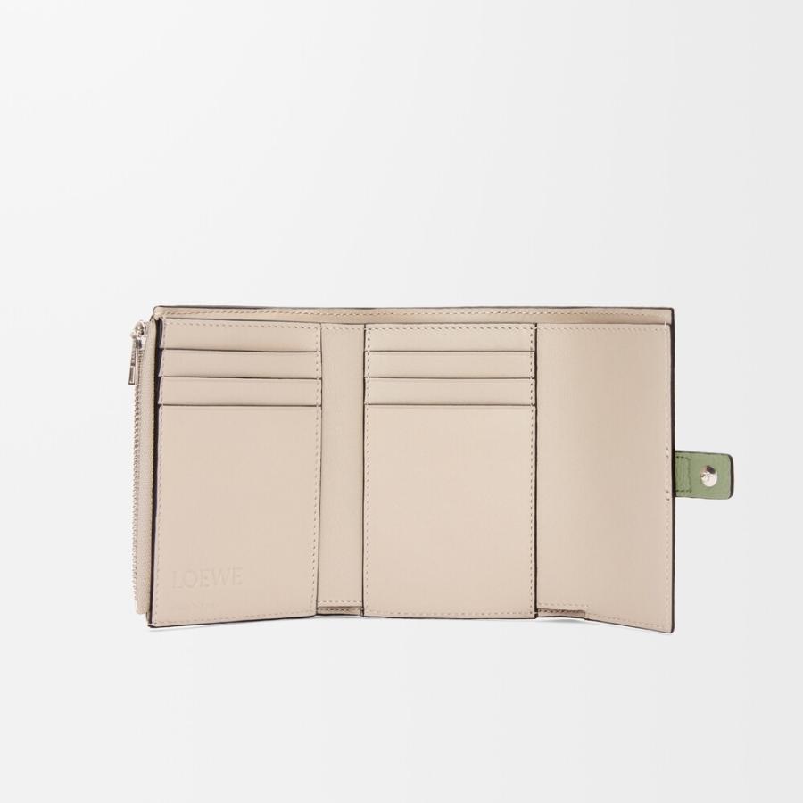 ロエベ LOEWE 2026春夏レディース バーティカル ウォレット 財布 スモール【ローズマリー/タン 】【送料無料】【正規品】の画像