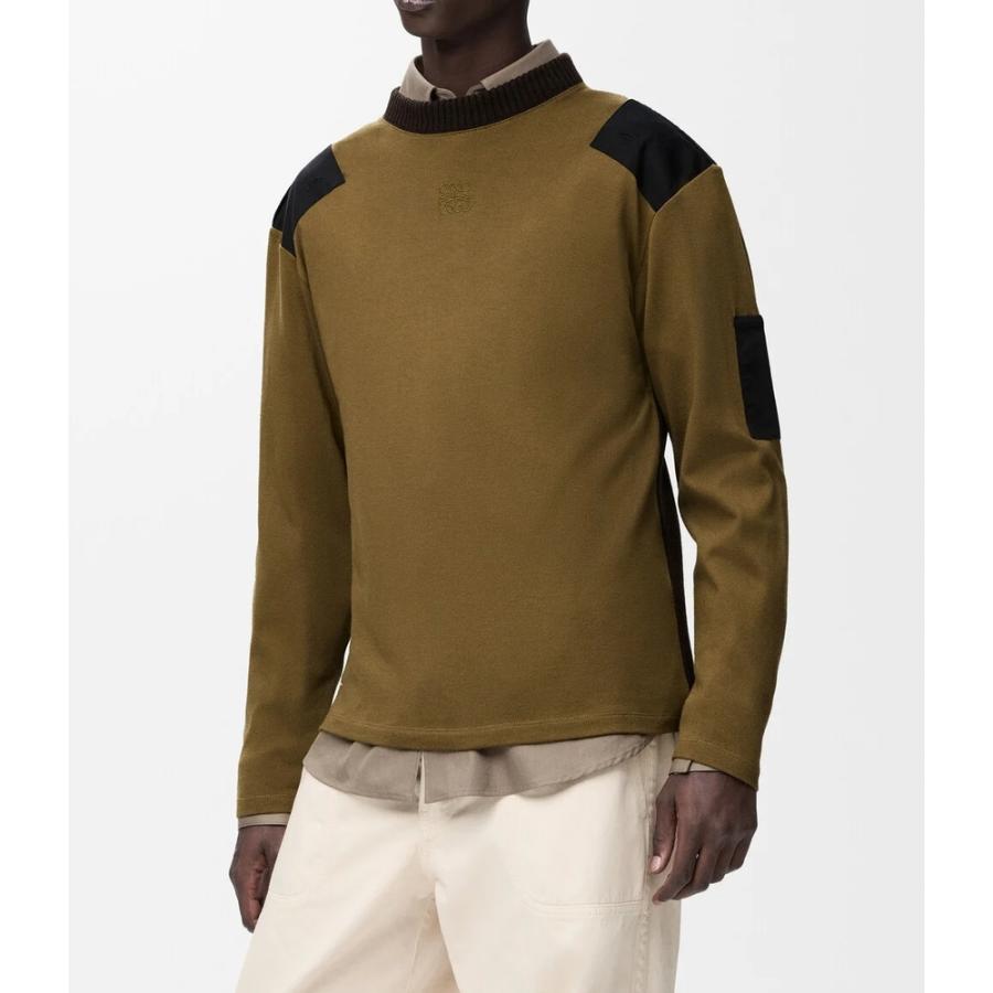 ロエベ LOEWE 2026春夏メンズ ロングスリーブ トップス【カーキ/ブラック 】【送料無料】【正規品】の画像