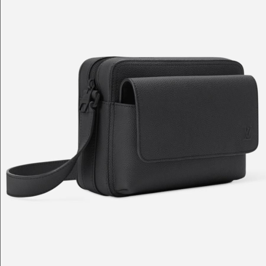 ⭐️Louis Vuitton⭐️ブラック メッセンジャーバッグ LOUIS VUITTON（ルイ・ヴィトン） メンズ ボーディング メッセンジャー
