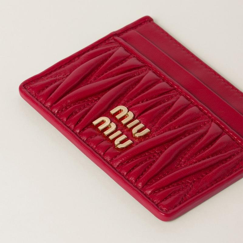 ミュウミュウ MIU MIU マテラッセレザー カードケース 5MC076_AFPP_F0011【レッド 】【送料無料】【正規品】の画像