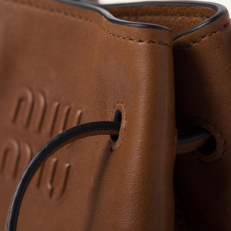 miu miu（ミュウミュウ） ナッパレザー ミニバッグ5NF460_AEFX_F0316