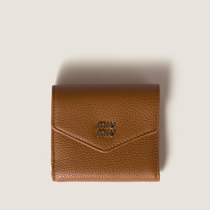 miumiuスモールレザー財布 国内直営【miumiu】スモール レザー 二つ折り財布 コンパクト (MiuMiu