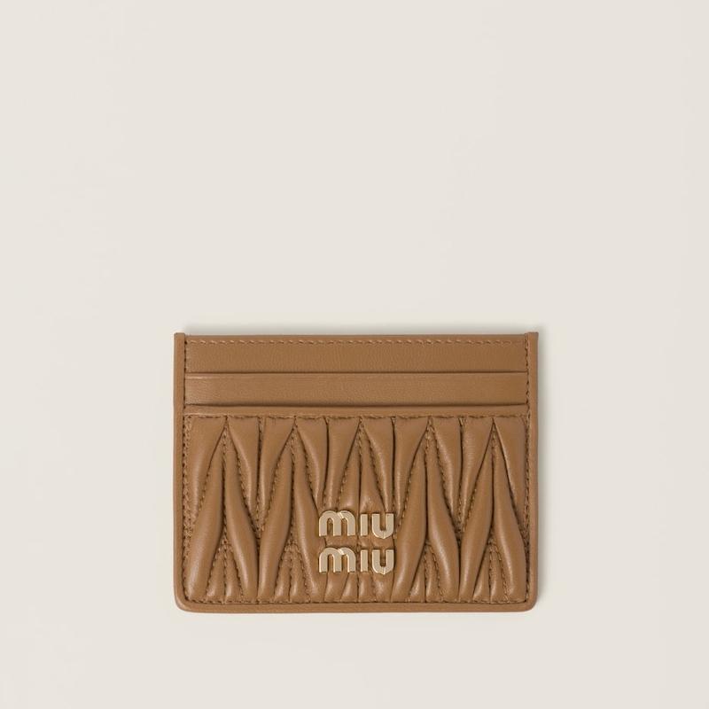 miu miu（ミュウミュウ） マテラッセレザー カードケース