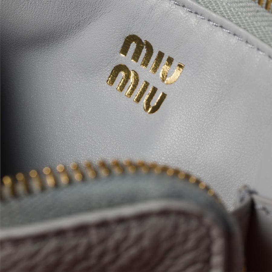 ミュウミュウ MIU MIU レザー ポーチ カードホルダー 5MB066_ADT7_F0164【パールグレー 】【送料無料】【正規品】の画像