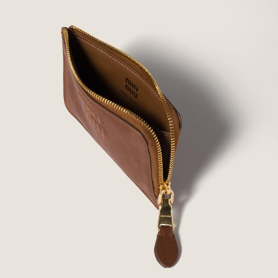 美品 MIUMIU ロゴ ナッパレザー 折財布 財布 カードケース 現行 希少 new card holder @miumiu 12/26は「一粒万倍日」、「天赦日」、「天恩