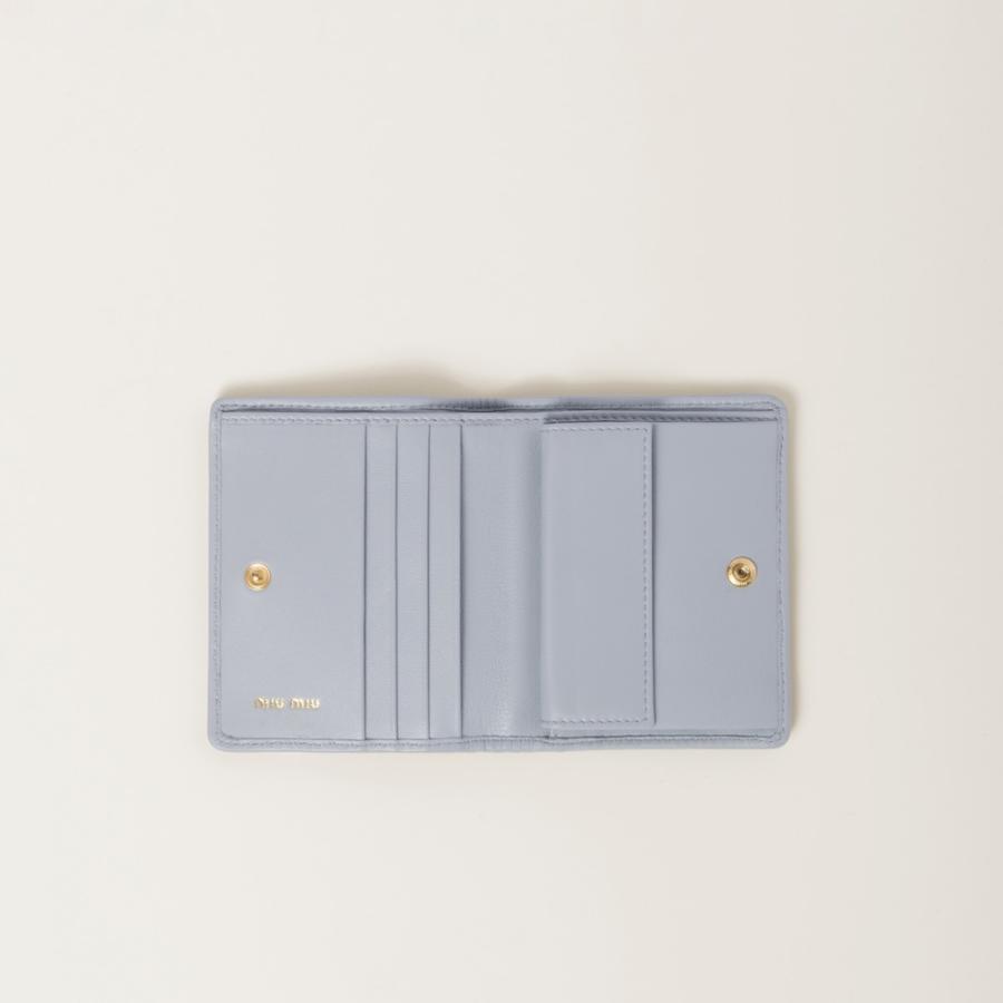 ミュウミュウ MIU MIU マテラッセレザー 折り財布 5MV204_AFPP_F0164【パールグレー 】【送料無料】【正規品】の画像
