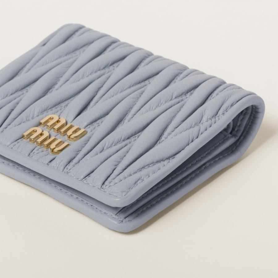 ミュウミュウ MIU MIU マテラッセレザー 折り財布 5MV204_AFPP_F0164【パールグレー 】【送料無料】【正規品】の画像