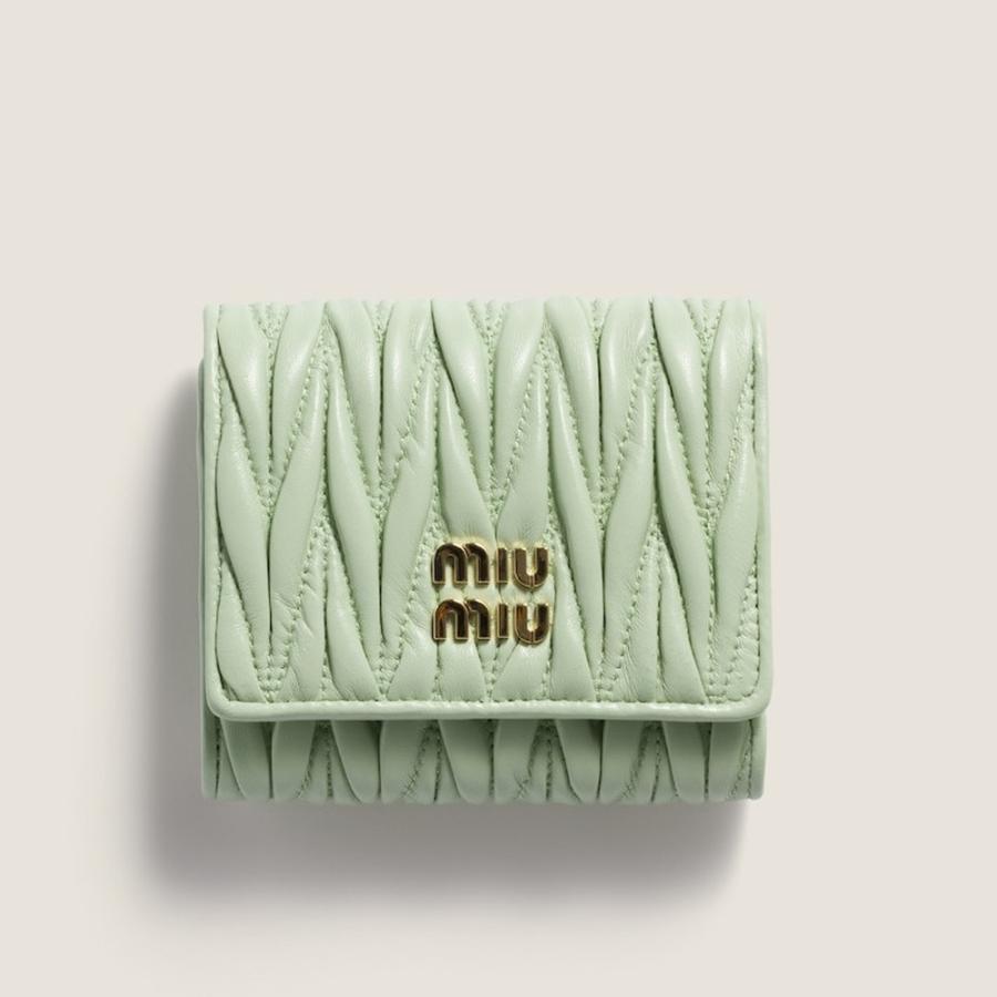 miu miu 三つ折り財布 マテラッセ ミュウミュウ 三つ折り財布 マテラッセ ミニ財布 ブラック レディース