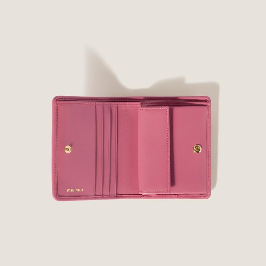 miu miu（ミュウミュウ） マテラッセレザー 折り財布