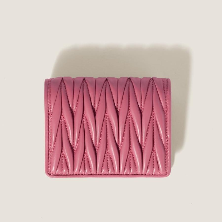 miu miu（ミュウミュウ） マテラッセレザー 折り財布