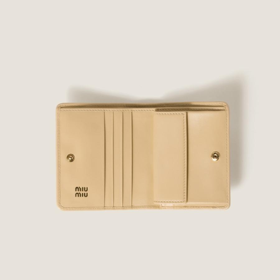 ミュウミュウ MIU MIU マテラッセレザー 折り財布 5MV204_AFPP_F0K57【ソイグリーン 】【送料無料】【正規品】の画像