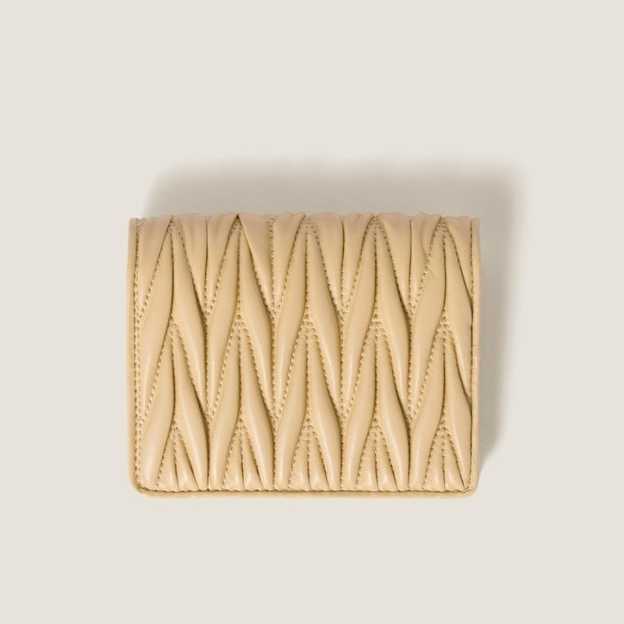 ミュウミュウ MIU MIU マテラッセレザー 折り財布 5MV204_AFPP_F0K57【ソイグリーン 】【送料無料】【正規品】の画像