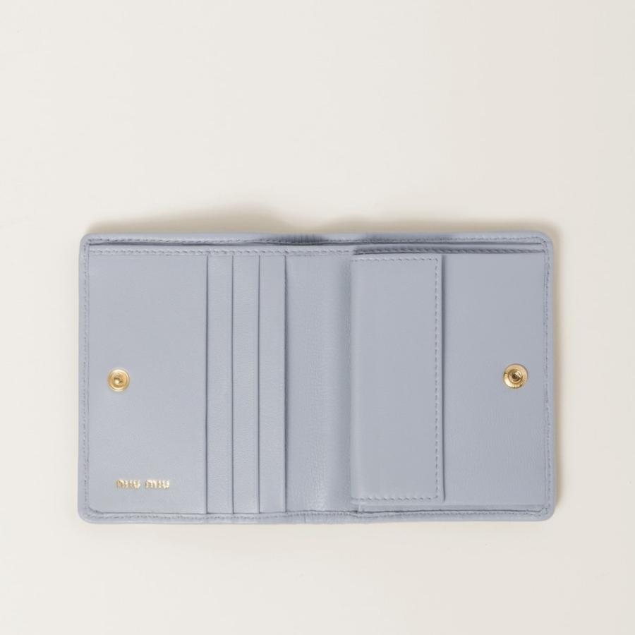 ミュウミュウ MIU MIU マテラッセレザー 折り財布 5MV204_AFPP_F0164【パールグレー 】【送料無料】【正規品】の画像