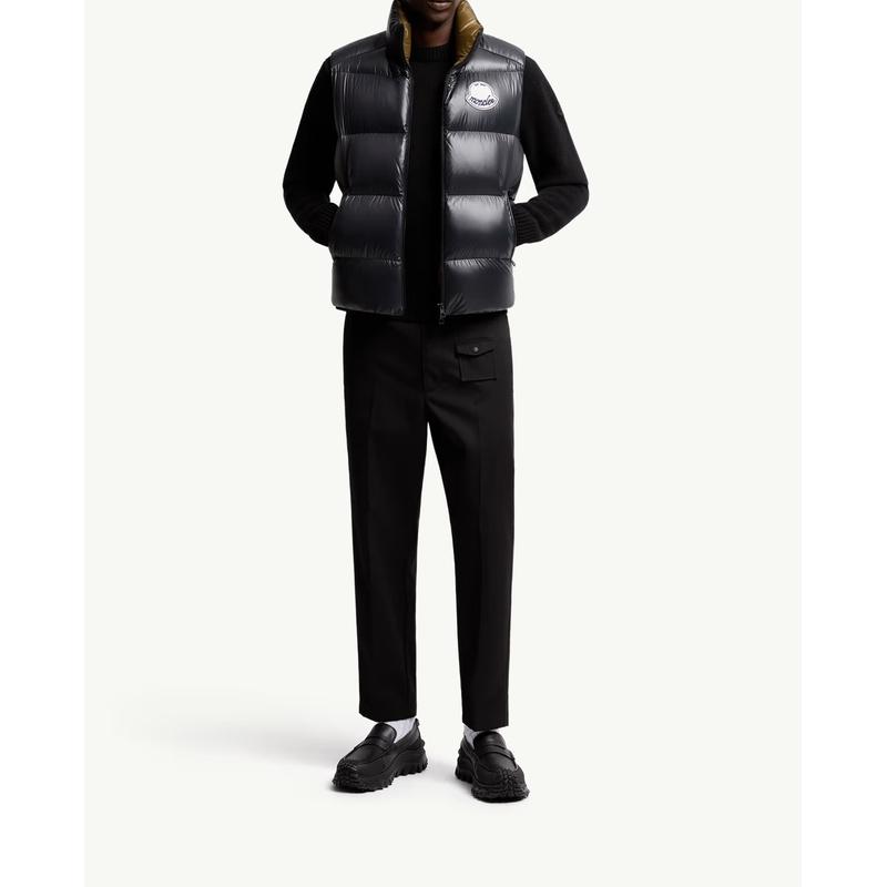 MONCLER（モンクレール） 2025/26秋冬 メンズGILET IMBOTTITO IN PIUMA