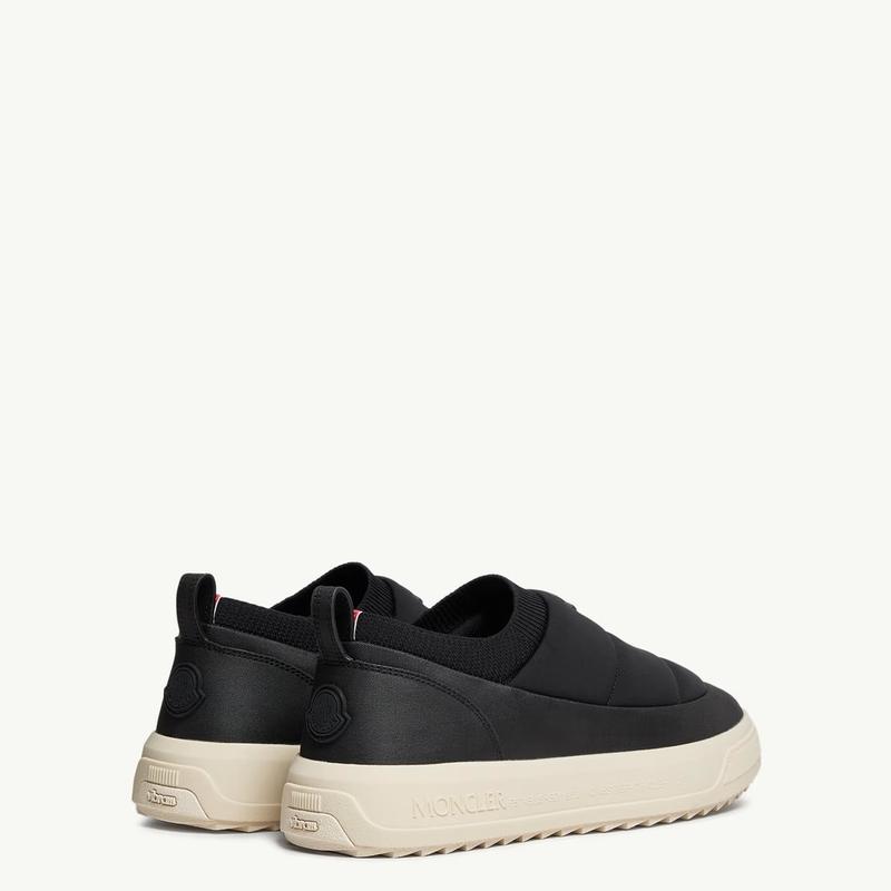 2025/26秋冬 MONCLER モンクレール メンズSNEAKER SLIP-ON MONCLER ALTIVEスニーカー【nero 】【送料無料】【正規品】の画像