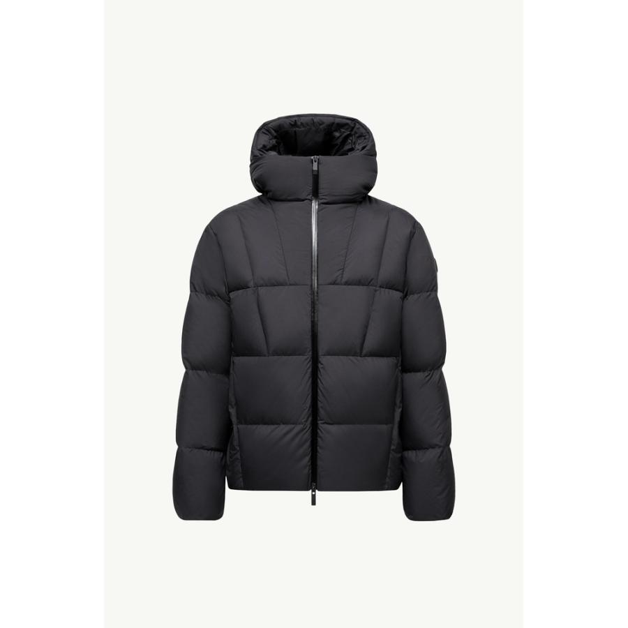 MONCLER（モンクレール） 2025/26秋冬 メンズFUSAIN SHORT DOWN JACKET