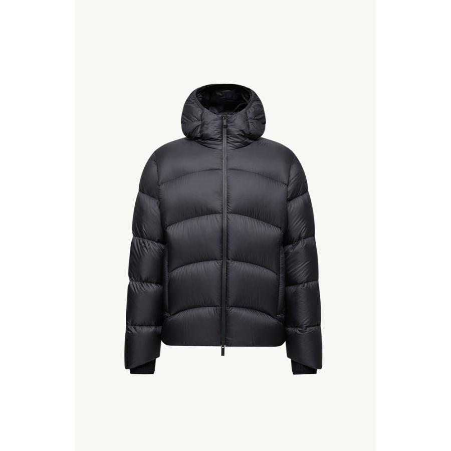 MONCLER（モンクレール） 2025/26秋冬 メンズFULCRAN SHORT DOWN