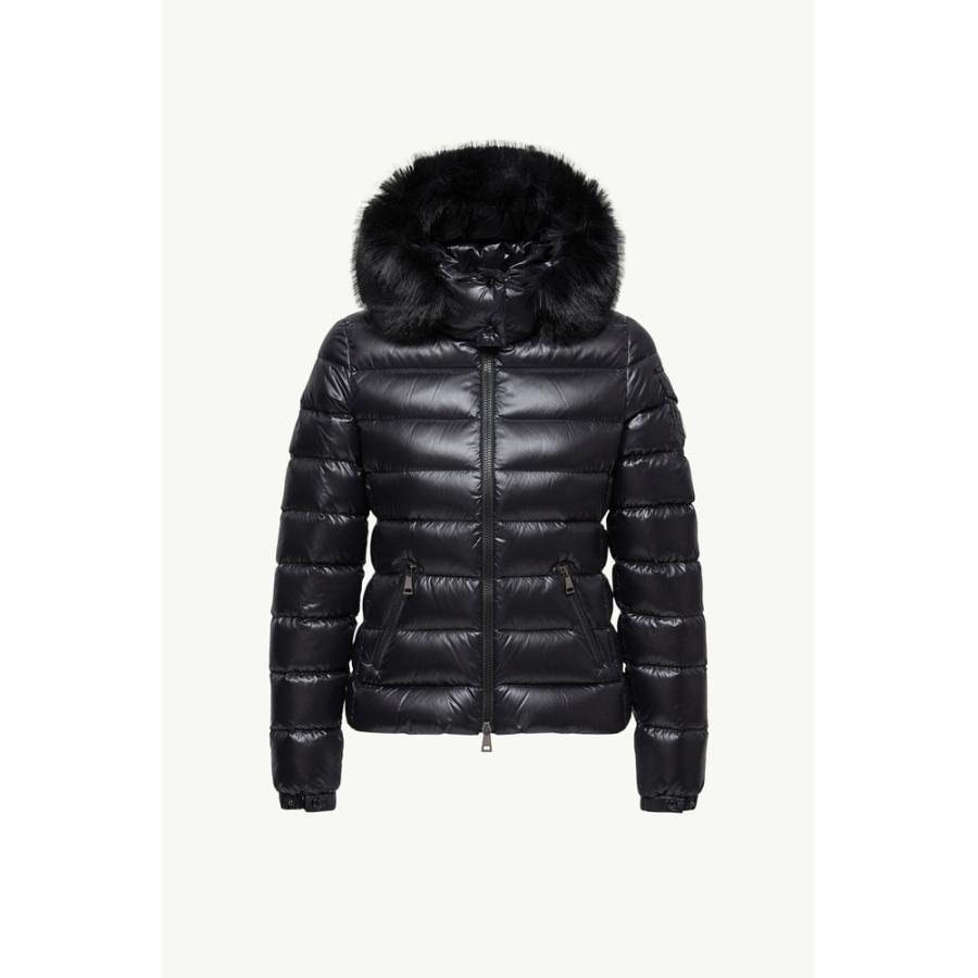 MONCLER（モンクレール） 2025/26秋冬 レディースBADYF SHORT DOWN