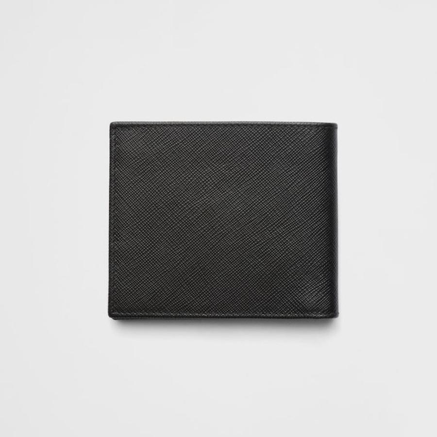 プラダ PRADA 2026春夏 メンズ サフィアーノトライアングル財布【ブラック 】【送料無料】【正規品】の画像