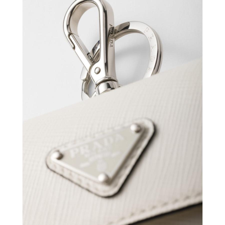 プラダ PRADA 2026春夏 メンズ サフィアーノレザー イヤフォンケース【ホワイト 】【送料無料】【正規品】の画像