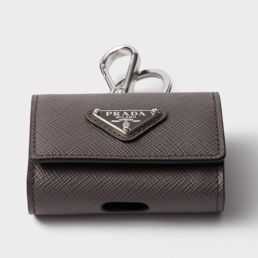 プラダ PRADA 2026春夏 メンズ サフィアーノレザー イヤフォンケース【グレー 】【送料無料】【正規品】の画像